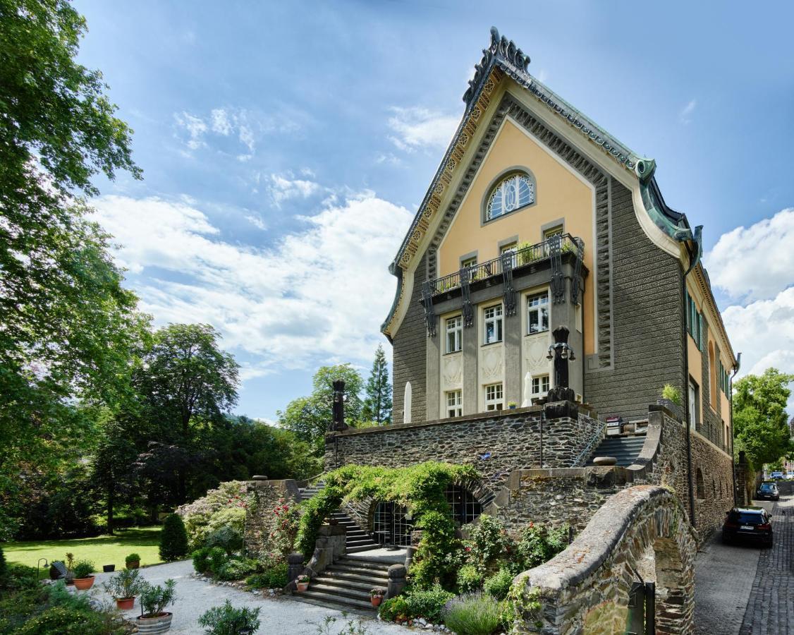 Ferienwohnung Weingut Villa Huesgen Am Moenchhof Verbandsgemeinde Verbandsgemeinde Traben-Trarbach Buitenkant foto
